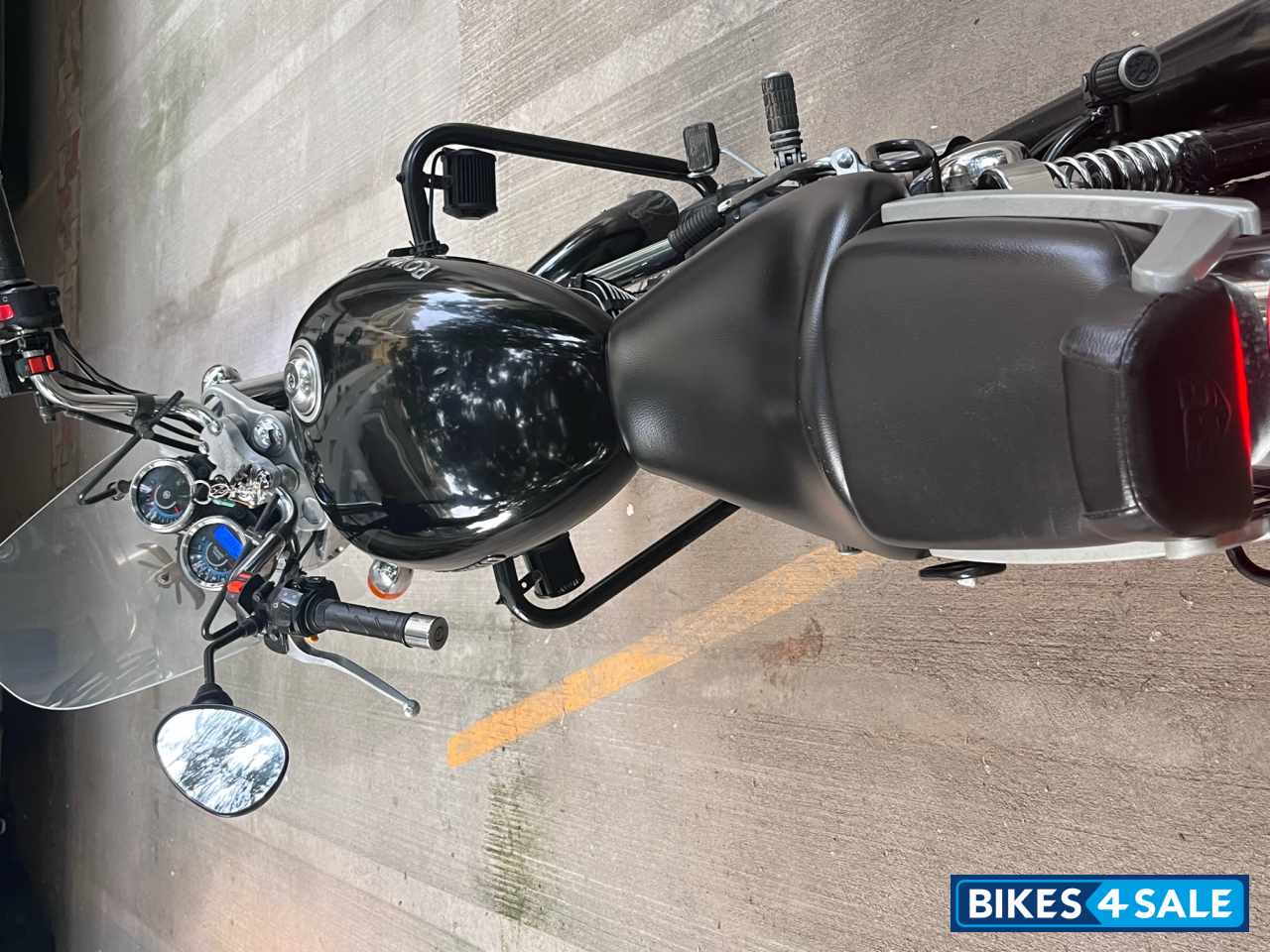 Stone Black Royal Enfield Thunderbird 350