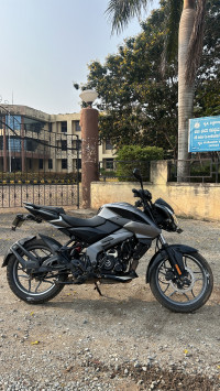 Gray Bajaj Pulsar NS 125