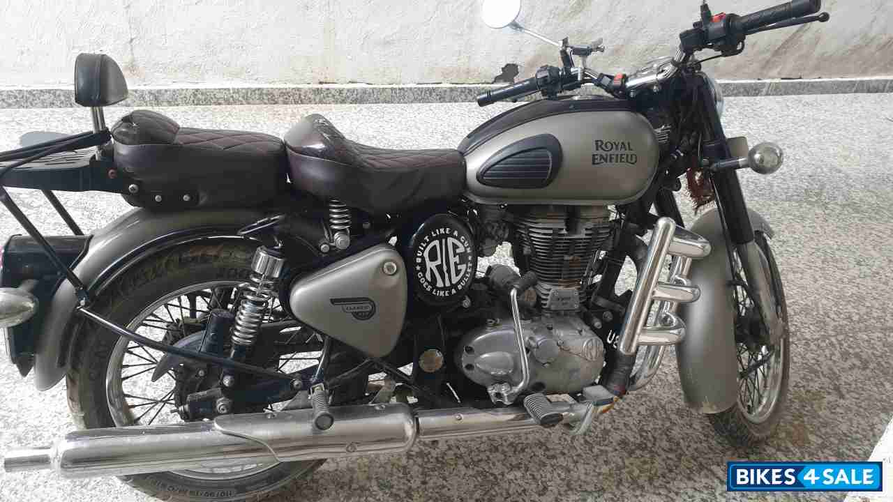 Royal Enfield Classic 350