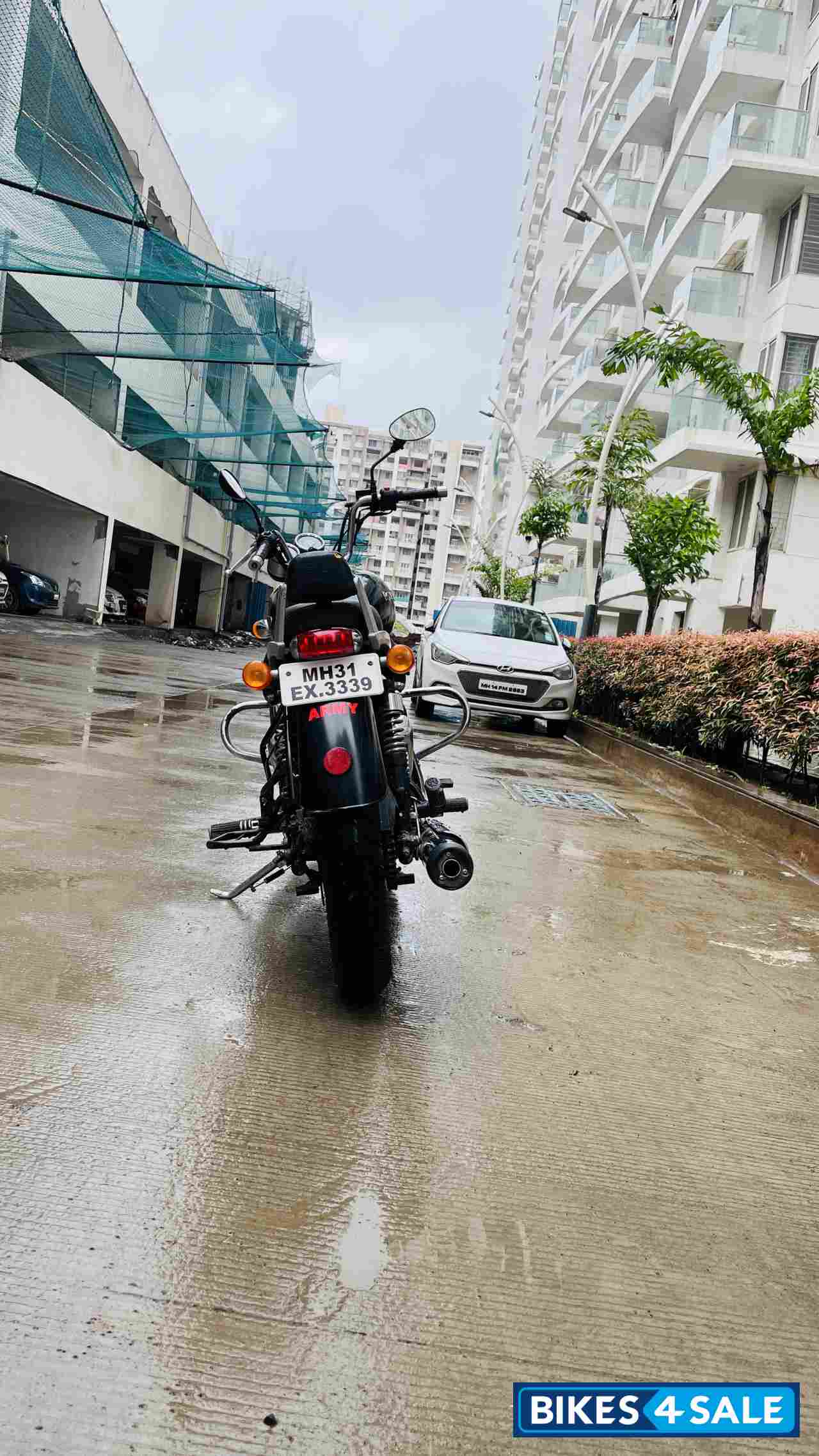 Royal Enfield Thunderbird 350 Royal Enfield Thunderbird 350