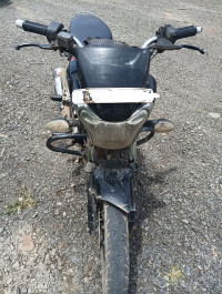 Bajaj V15
