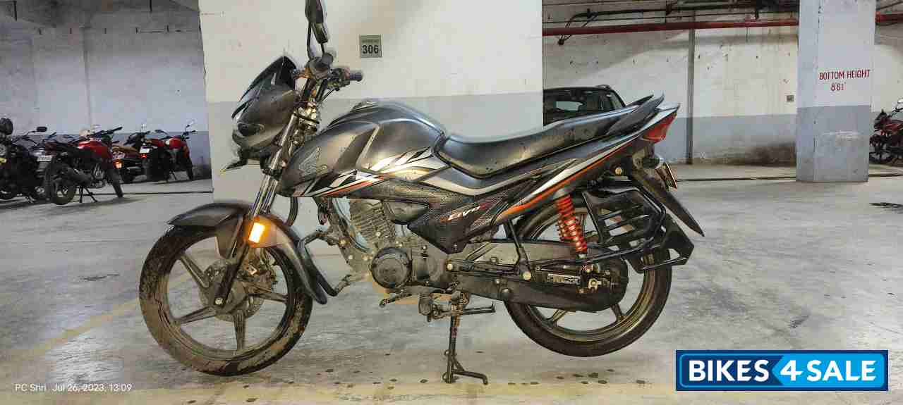 Grey Honda Livo BS6