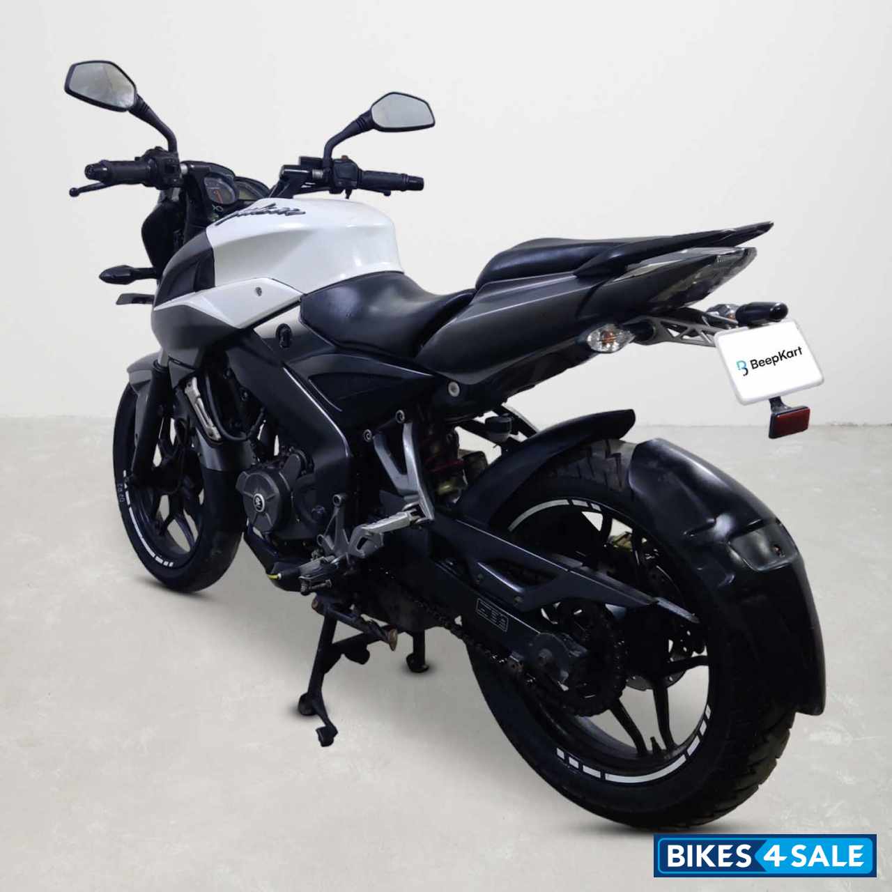 Bajaj Pulsar NS200
