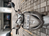 Beige Honda Activa