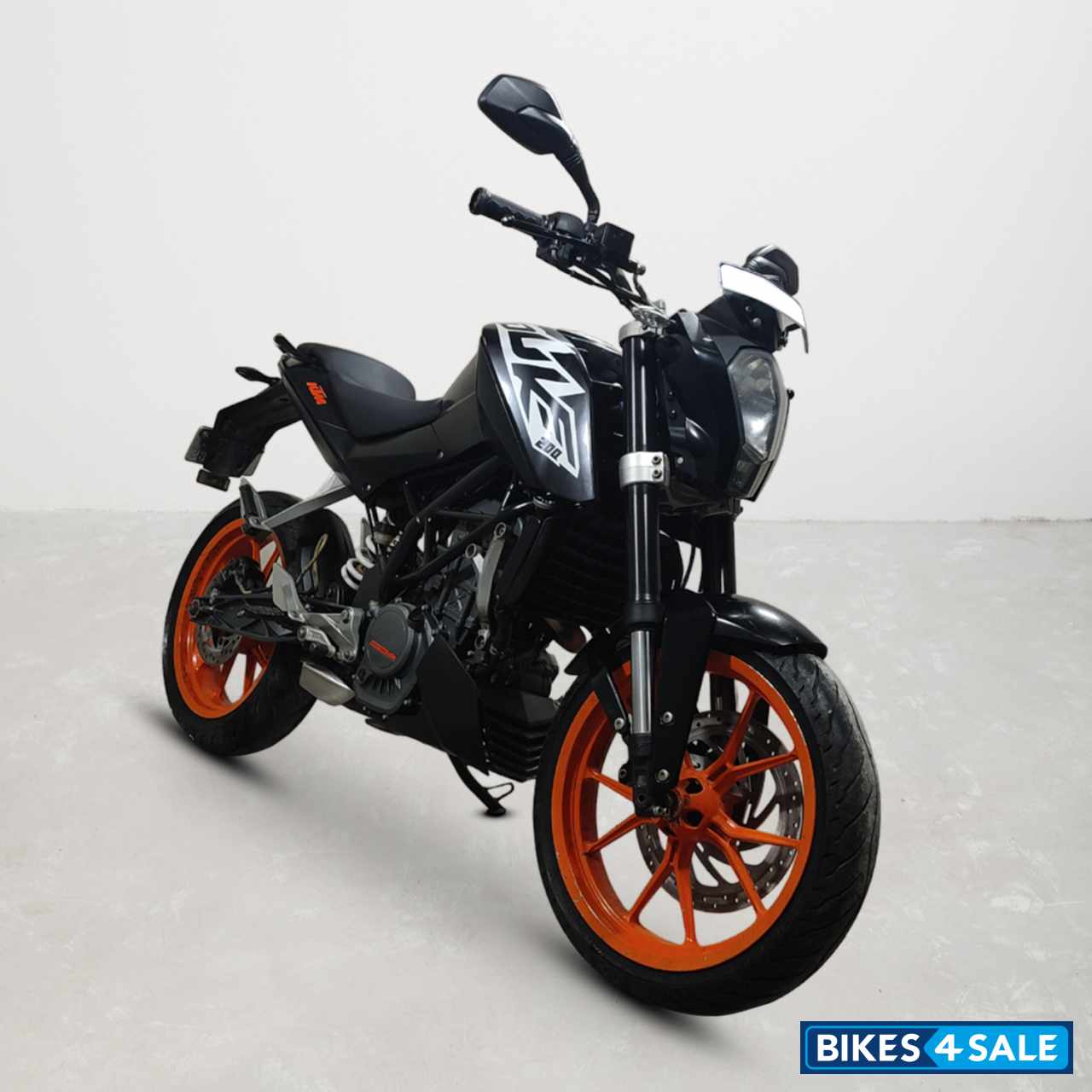 KTM Duke 200
