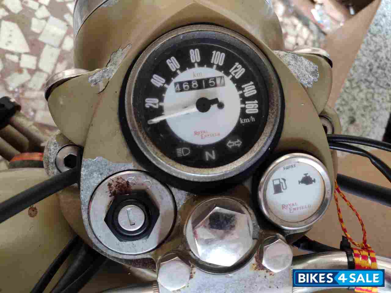 Desert Storm Royal Enfield Classic Desert Storm