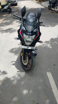 Black Suzuki Gixxer SF SP