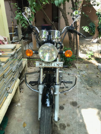 Black Royal Enfield Thunderbird TwinSpark 350