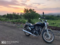 Royal Enfield Thunderbird 350