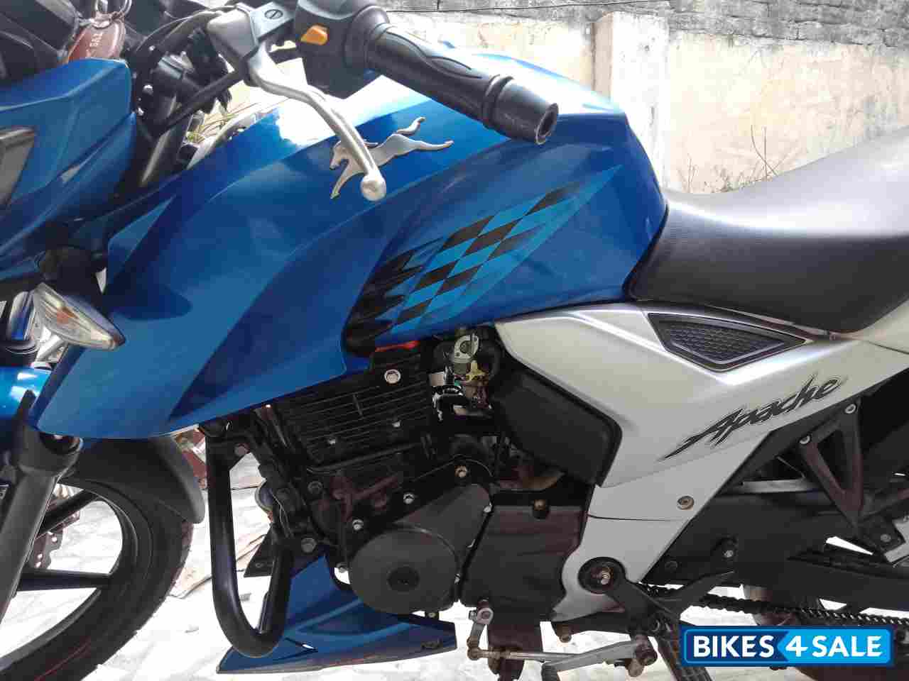 TVS Apache RTR 160 4V