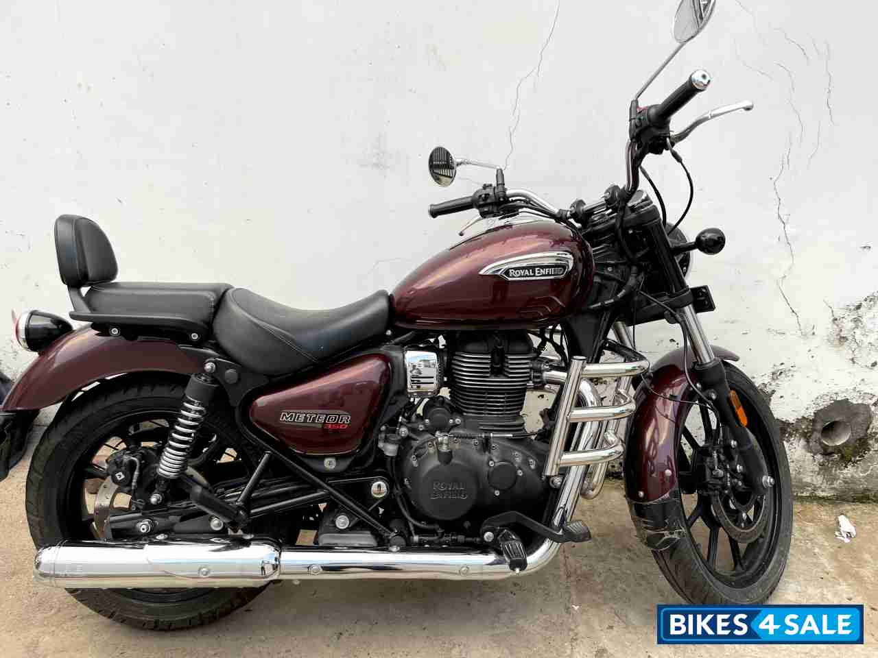 Royal Enfield Meteor 350 Stellar