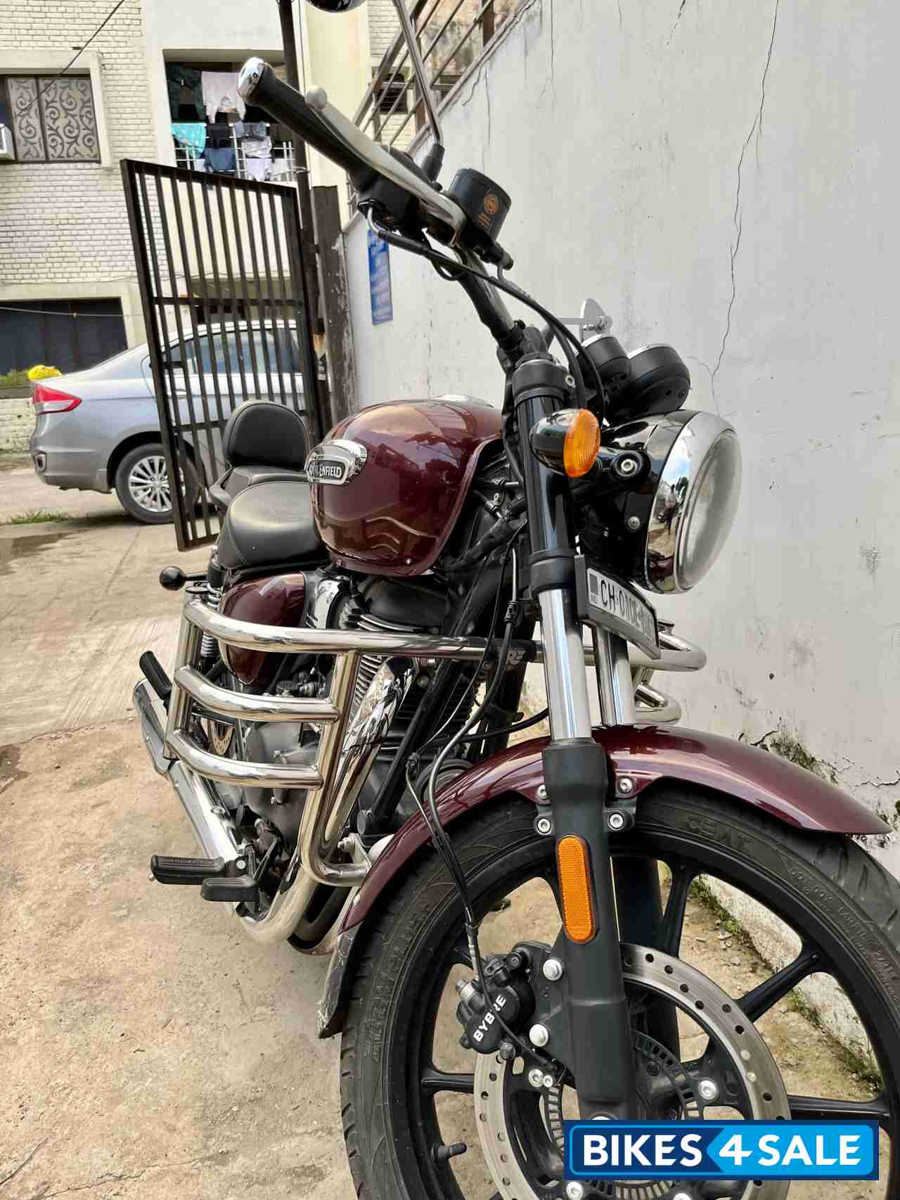 Royal Enfield Meteor 350 Stellar
