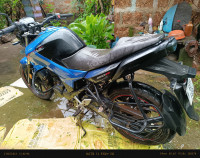 Black Metalic Hero Xtreme 160R