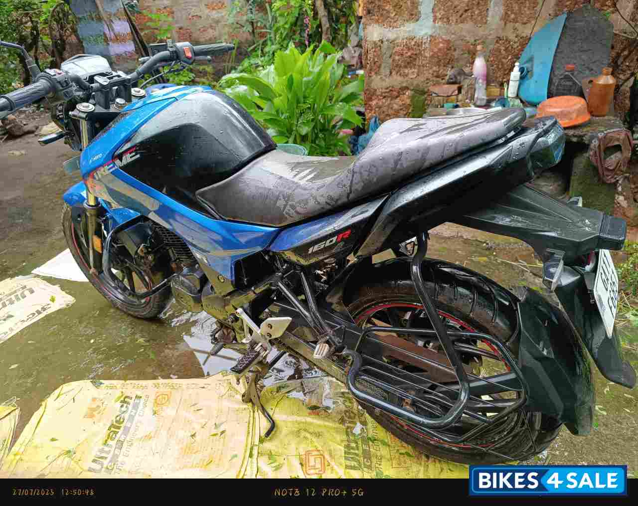 Black Metalic Hero Xtreme 160R