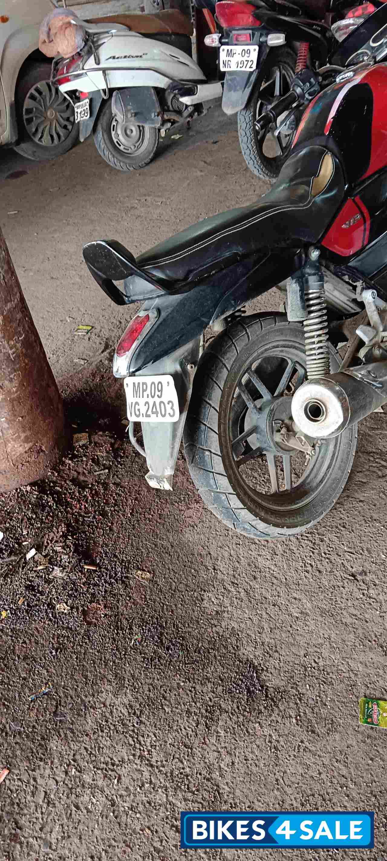 Bajaj V15 Bajaj V15