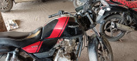 Bajaj V15