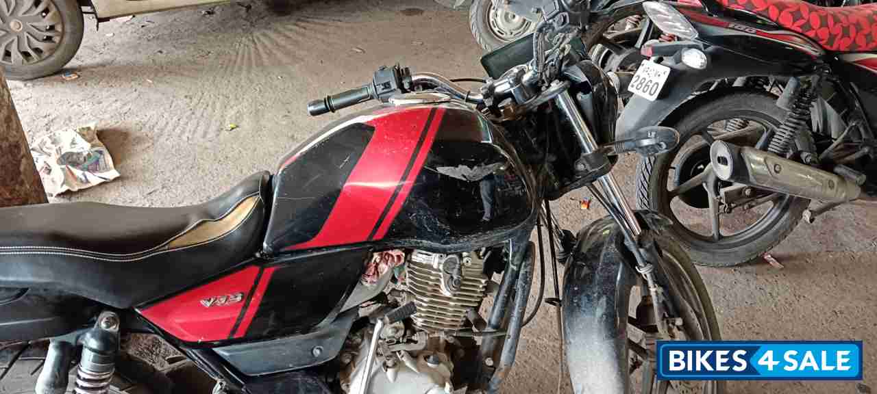 Bajaj V15 Bajaj V15