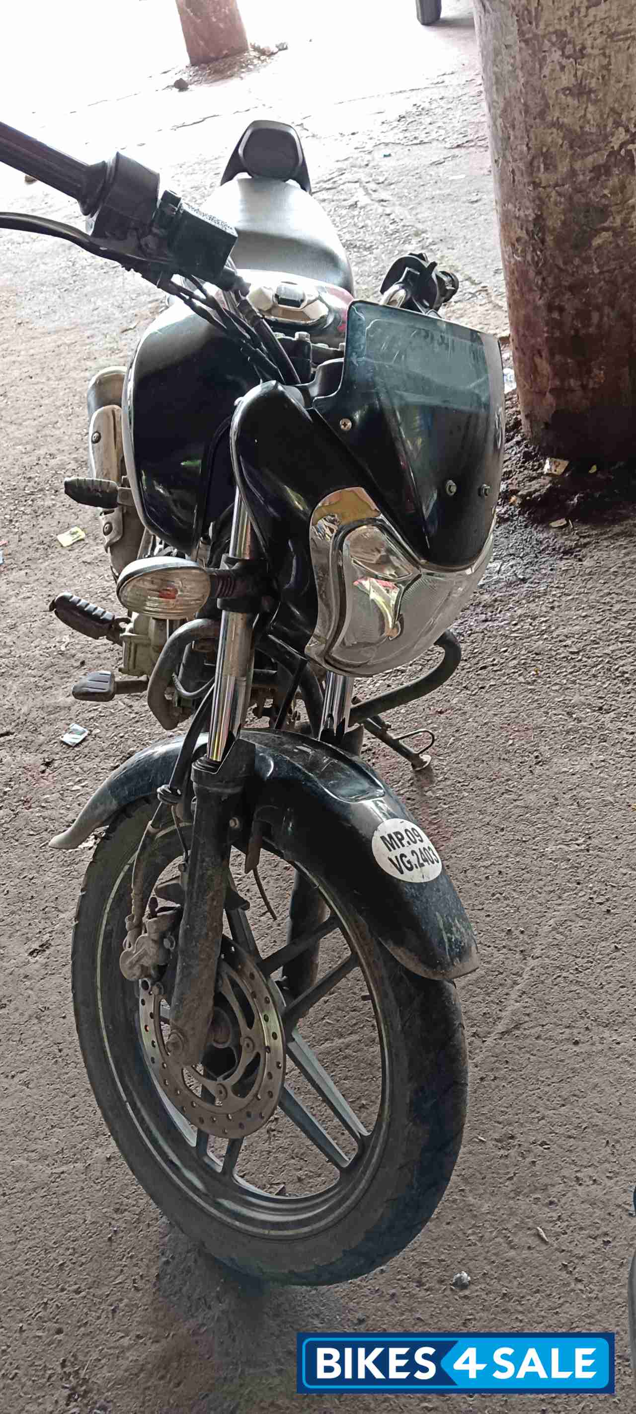 Bajaj V15 Bajaj V15