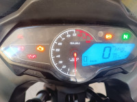 Gry Bajaj Pulsar F250