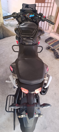 Gry Bajaj Pulsar F250