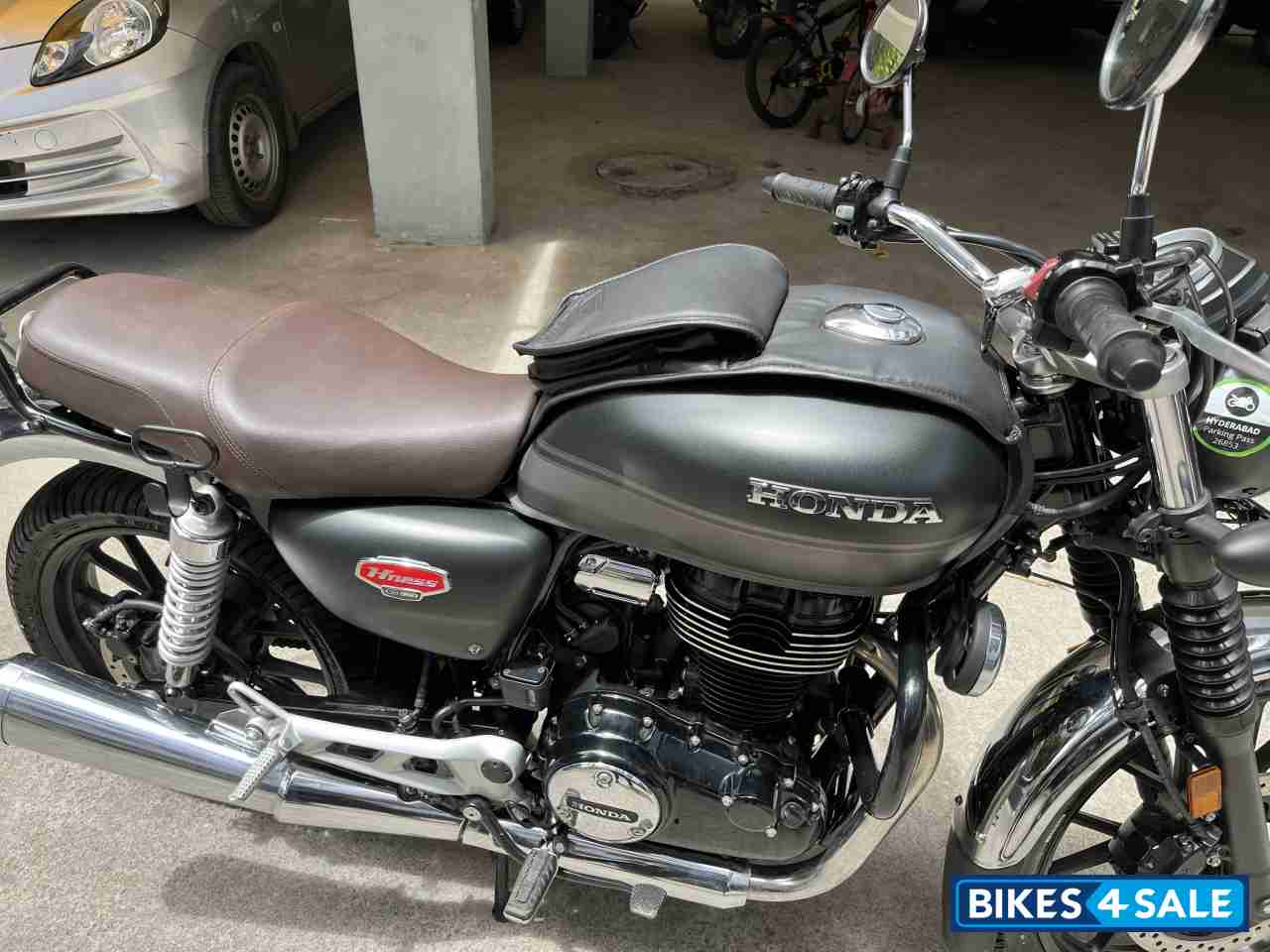 Grey Honda Hness CB350 DLX Pro