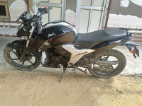 Black TVS Apache RTR 160 4V BS6