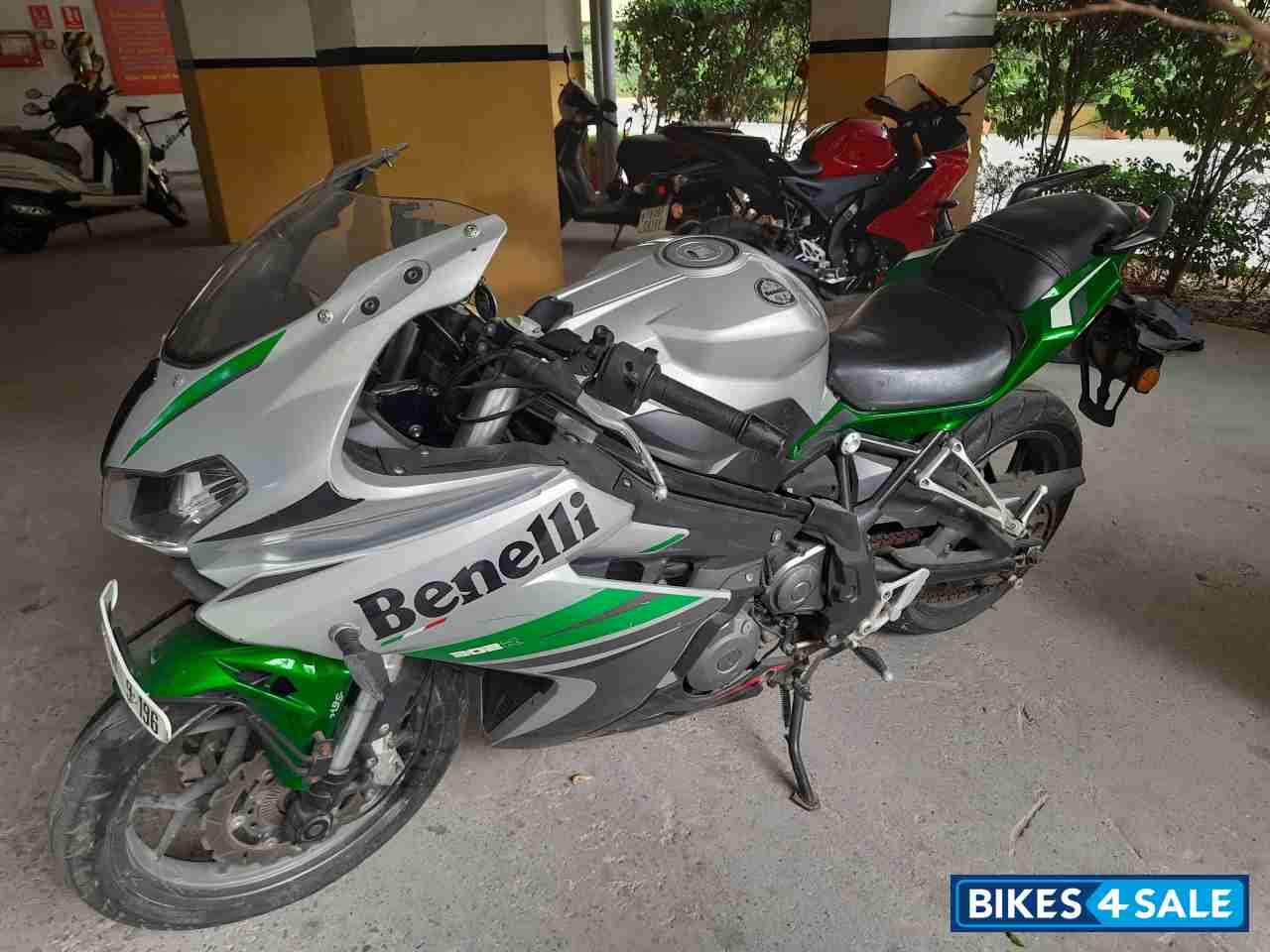Benelli 302R Benelli 302R