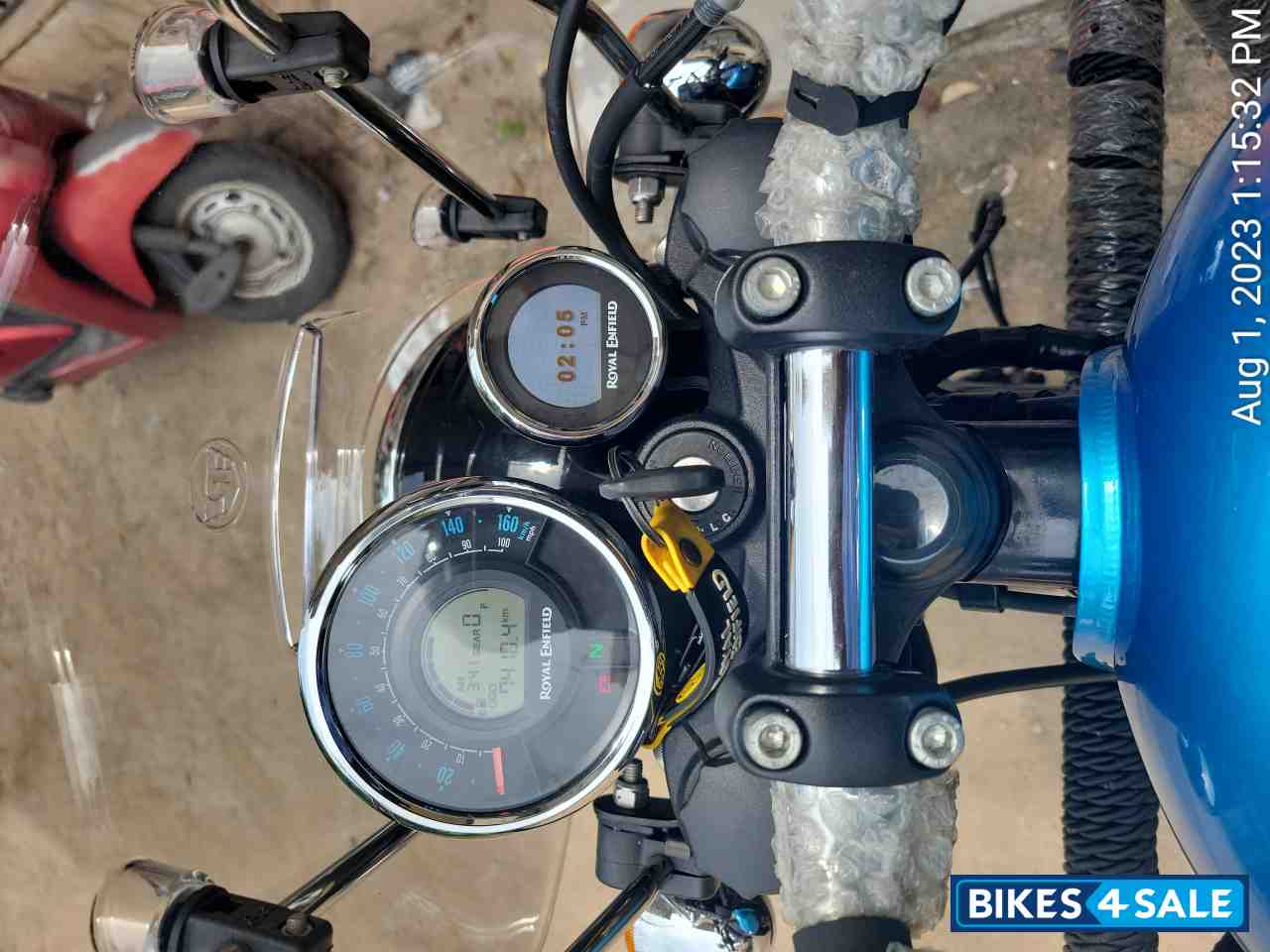 Blue Royal Enfield Meteor 350 Supernova