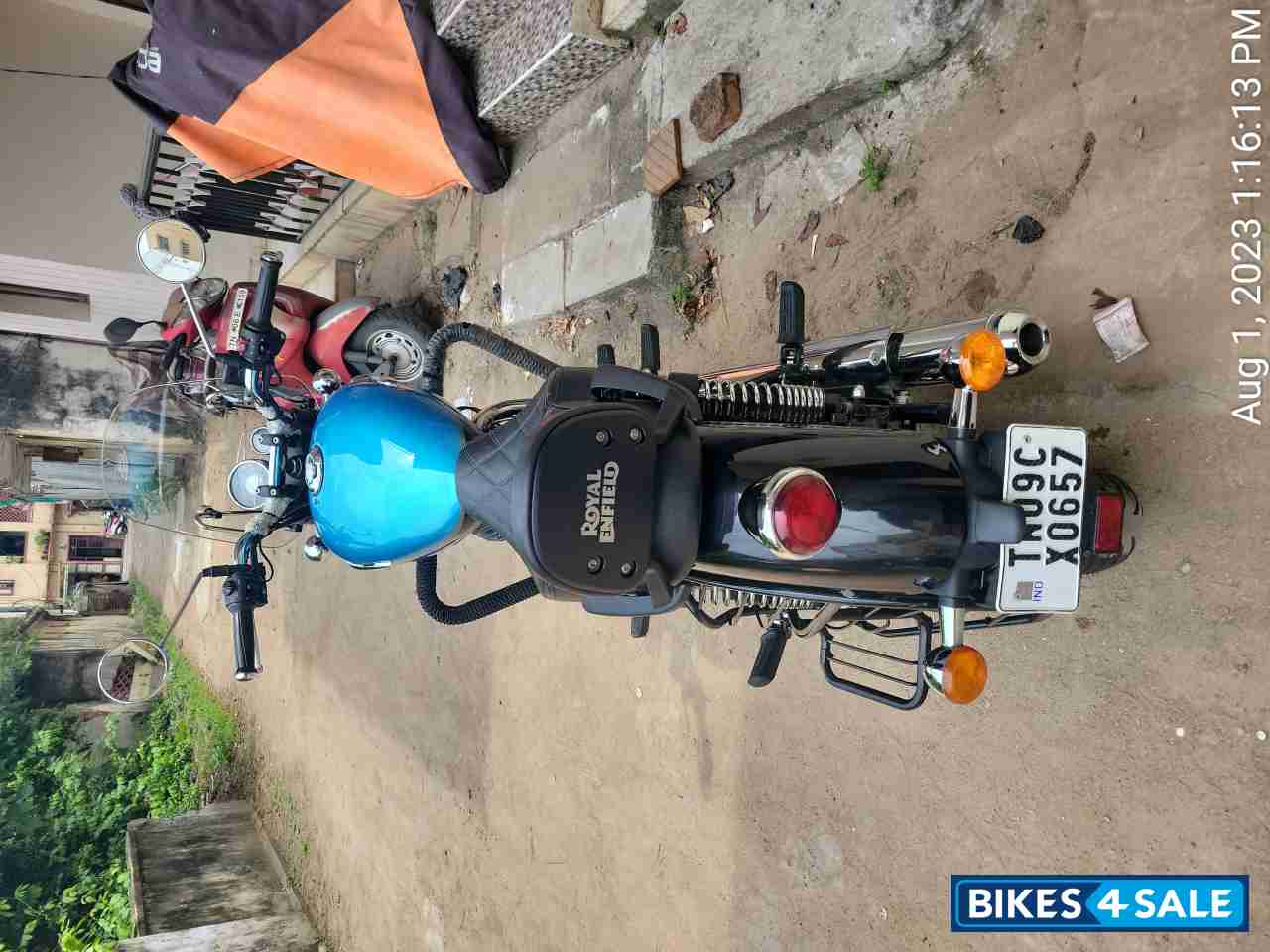 Blue Royal Enfield Meteor 350 Supernova