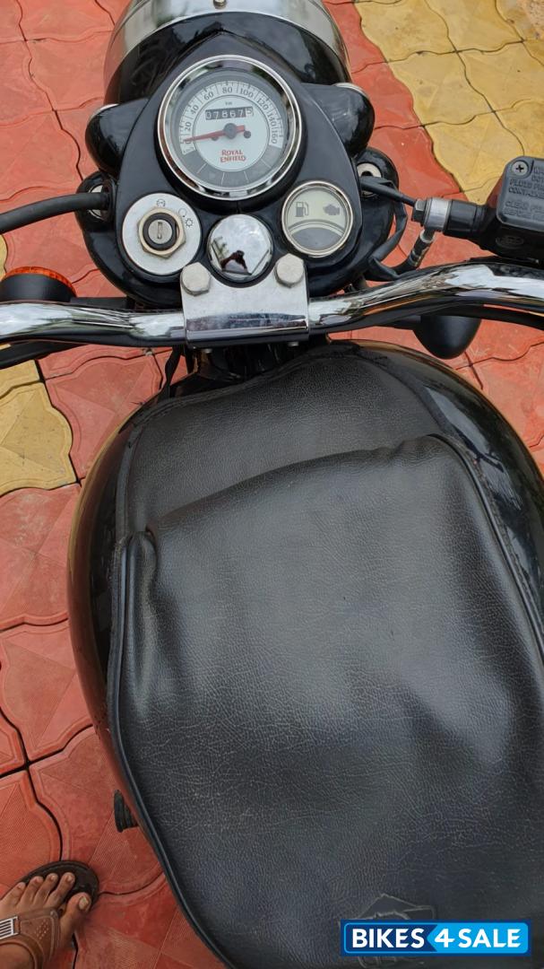 Black Royal Enfield Classic 350 Dual Channel BS6