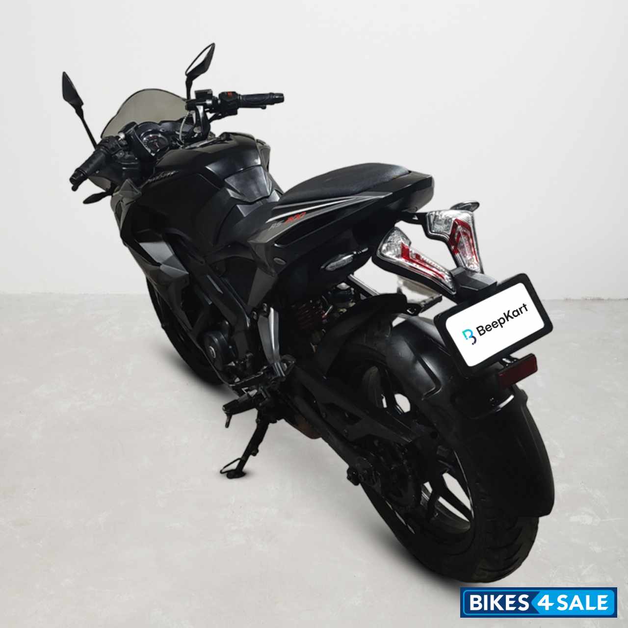 Bajaj Pulsar RS 200