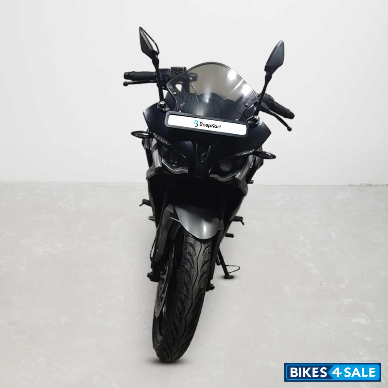 Bajaj Pulsar RS 200