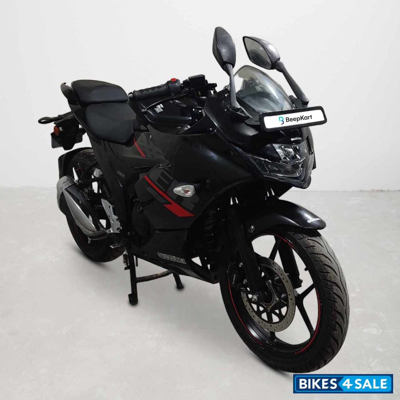 Suzuki Gixxer SF