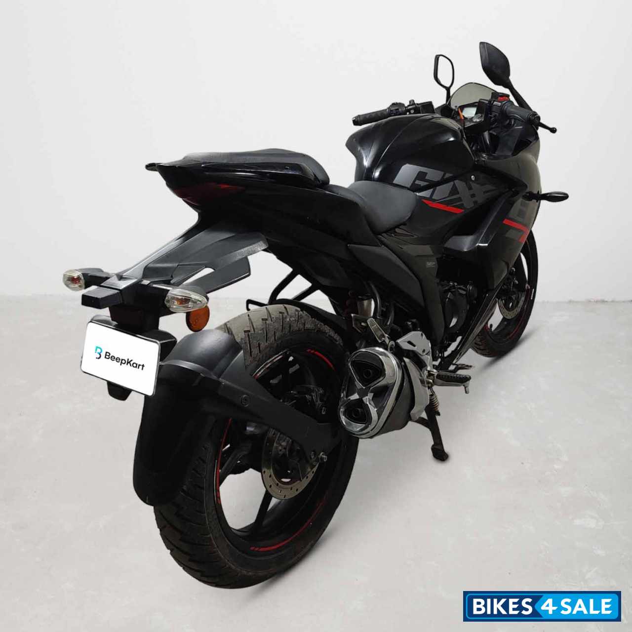 Suzuki Gixxer SF