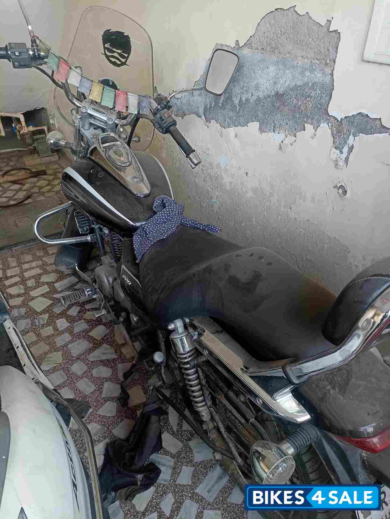 Bajaj Avenger Cruise 220