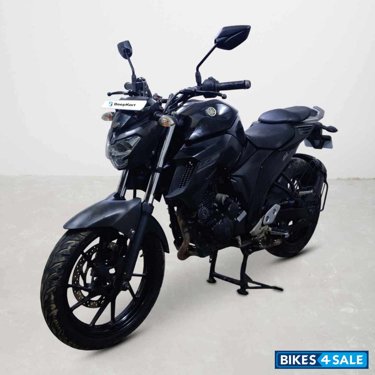 Yamaha FZ25