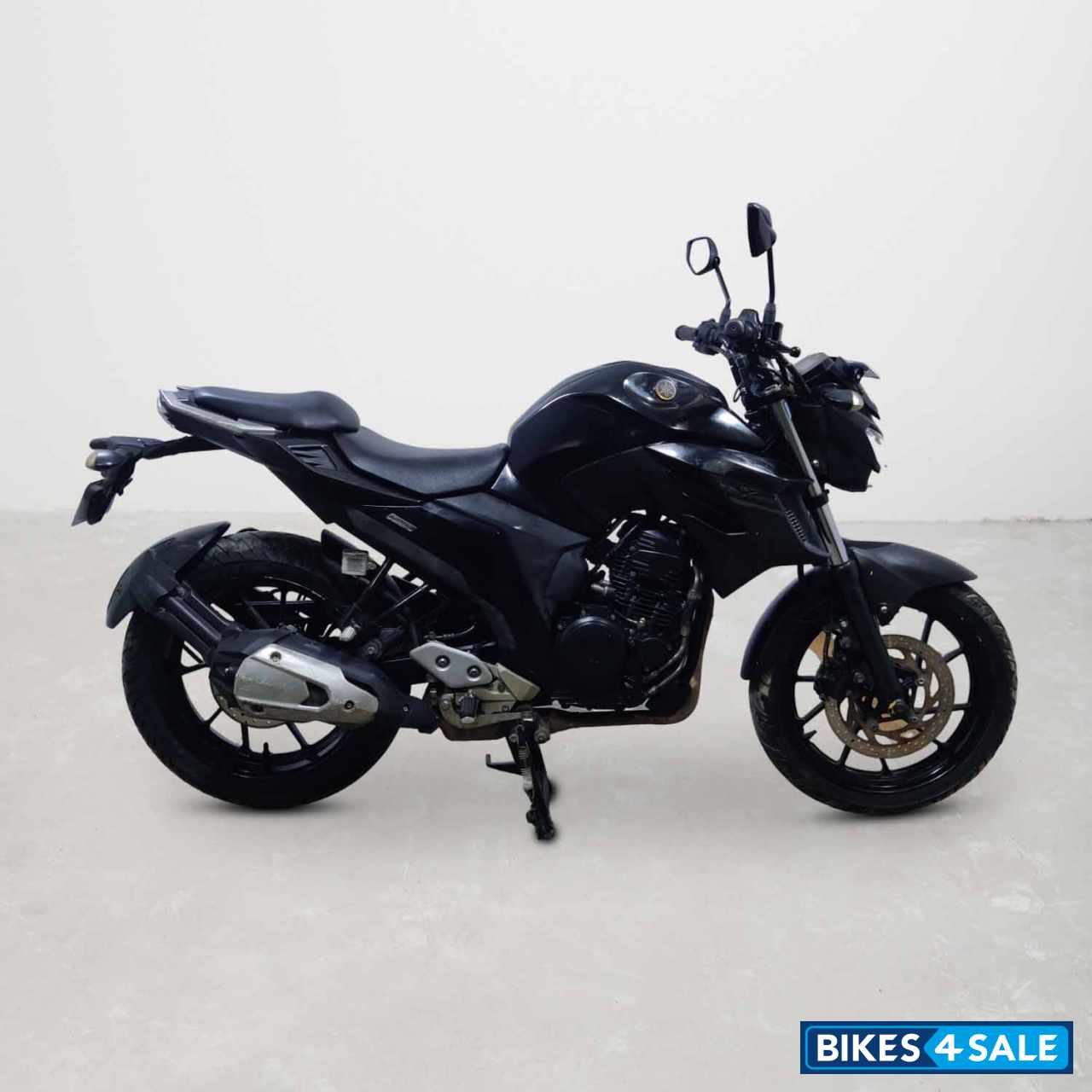 Yamaha FZ25