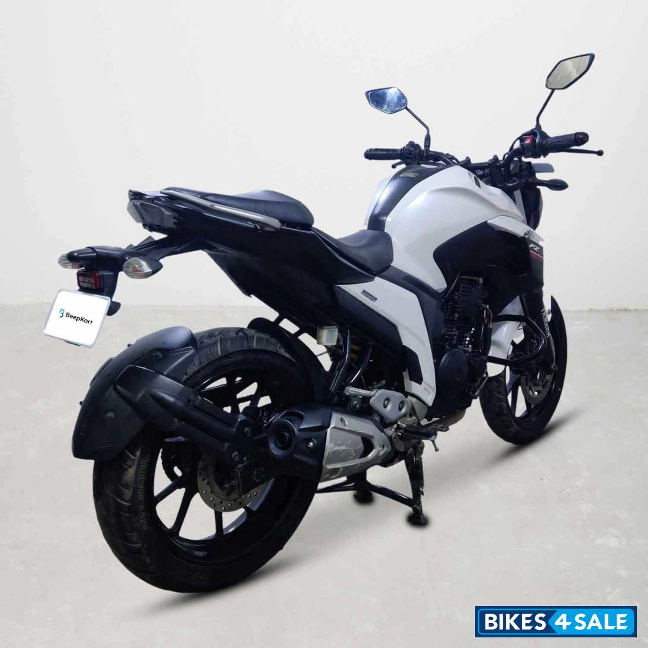 Yamaha FZ25