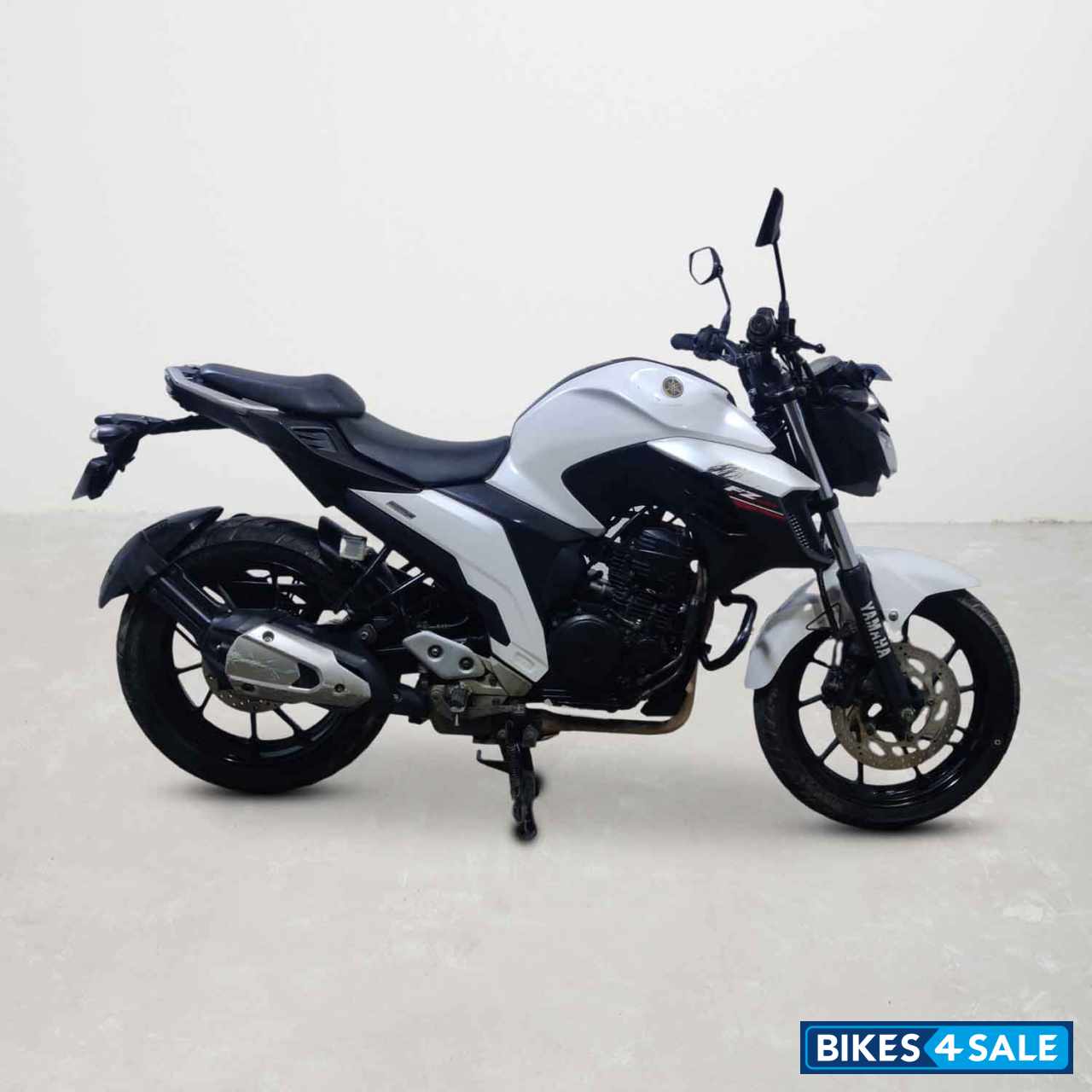 Yamaha FZ25