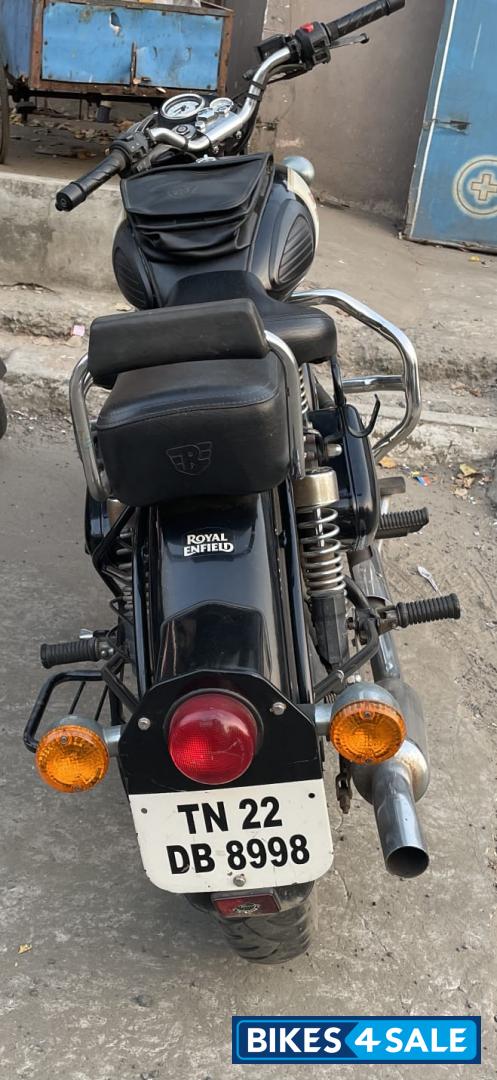Black Royal Enfield Classic 350