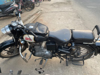 Black Royal Enfield Classic 350