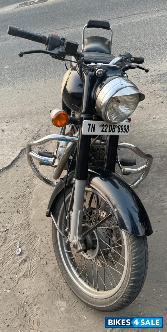 Black Royal Enfield Classic 350