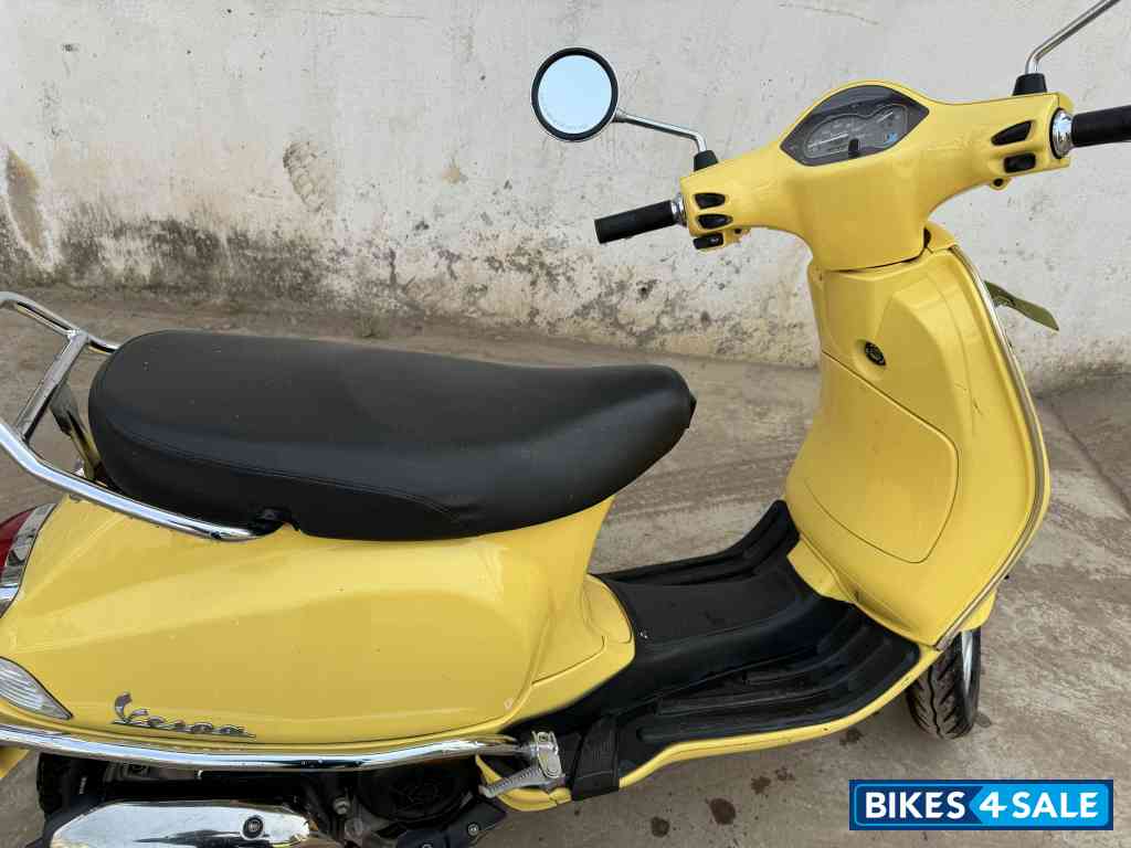 Vespa ZX 125 BS6
