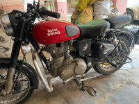 Redittch Red Royal Enfield Classic 350