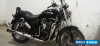 Black Royal Enfield Thunderbird 350