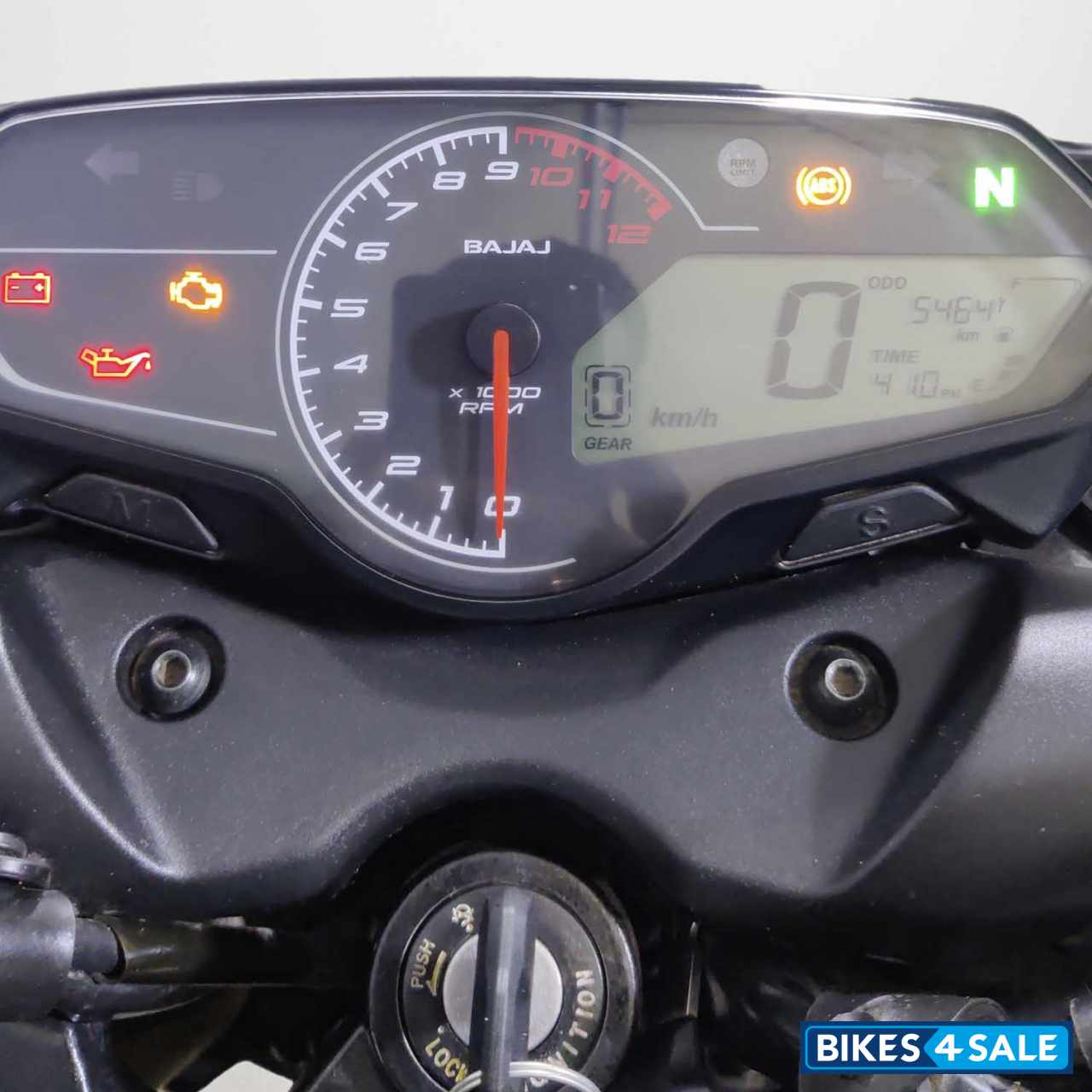 Bajaj Pulsar N160