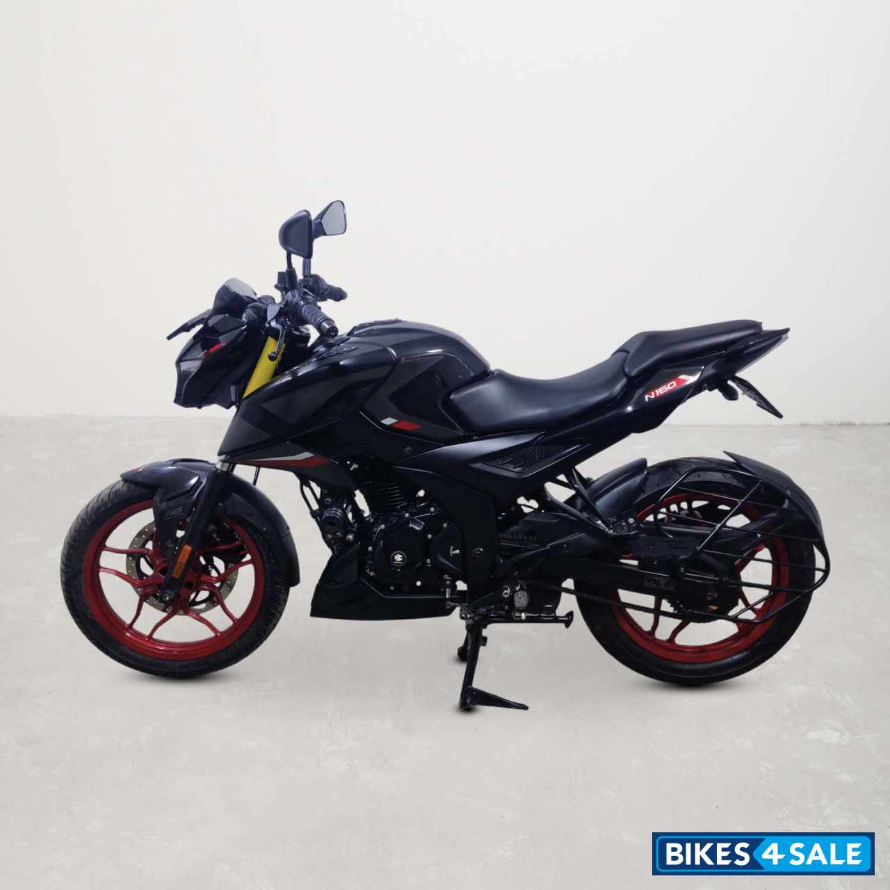 Bajaj Pulsar N160