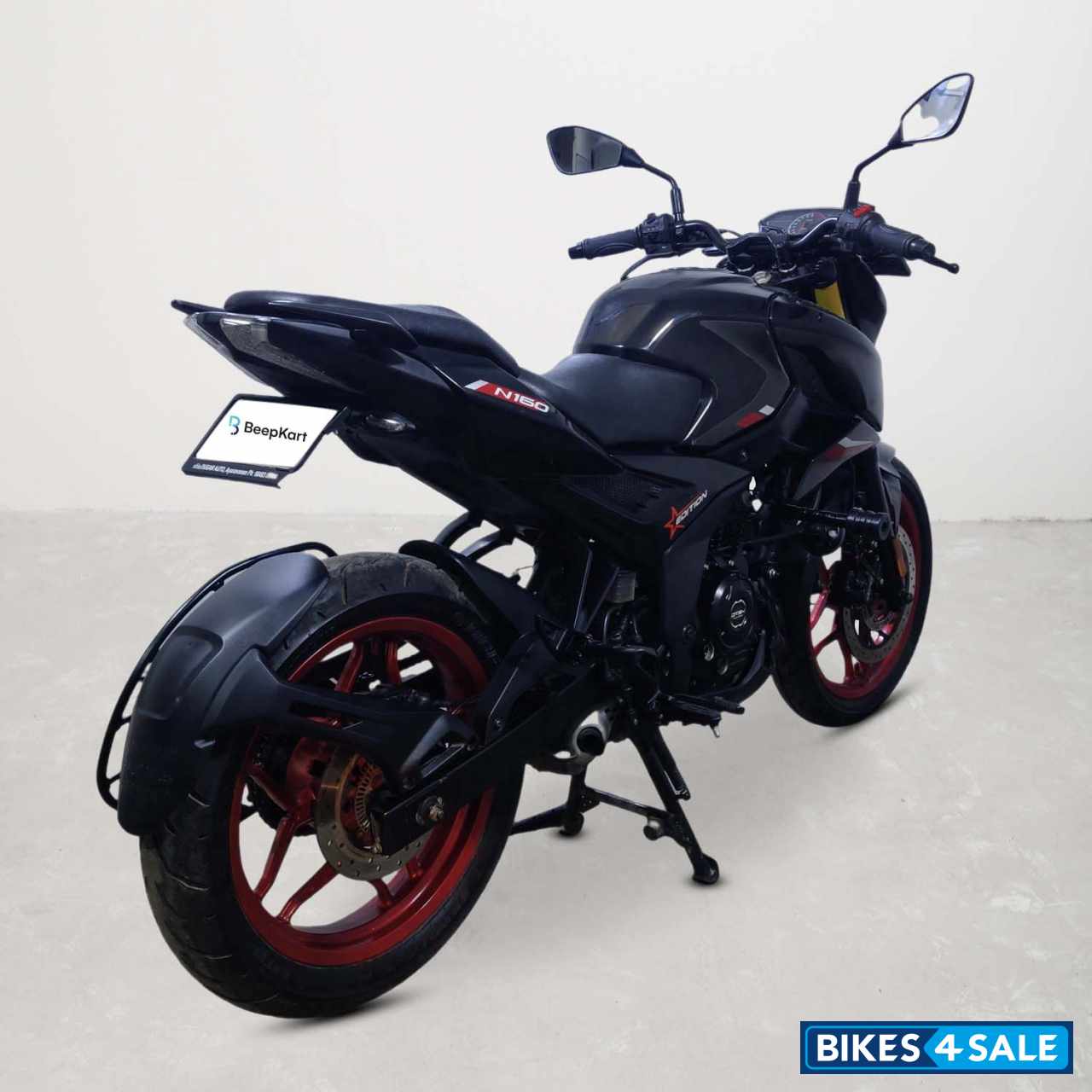 Bajaj Pulsar N160