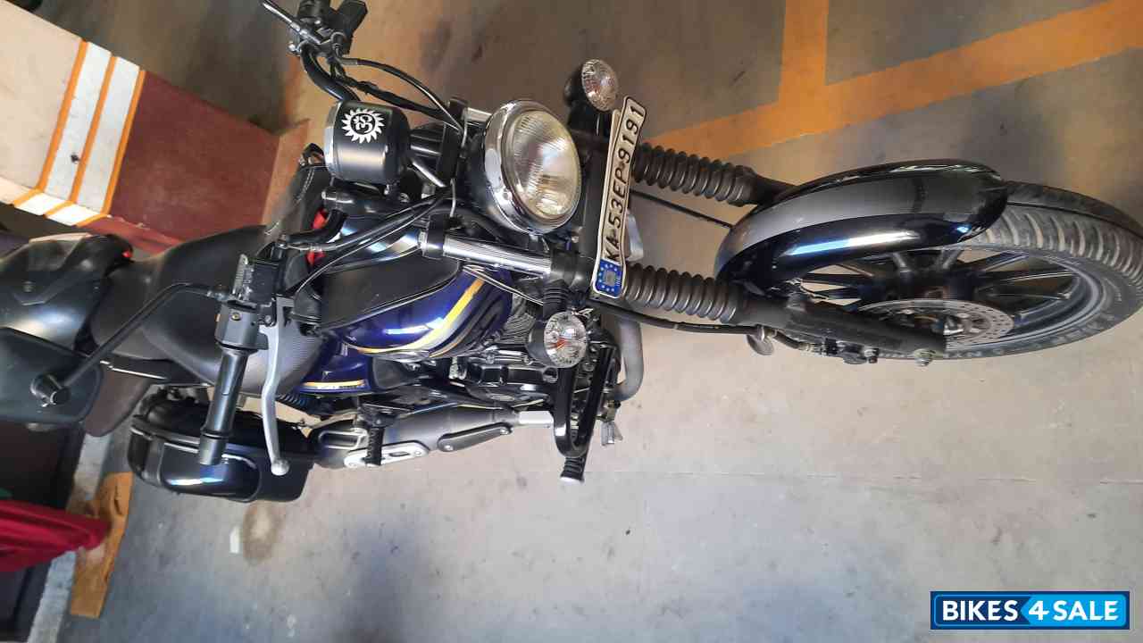 Bajaj Avenger Street 150