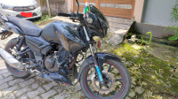 Black TVS Apache RTR 160